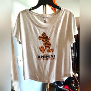 Animal Kingdom T-shirt (M)